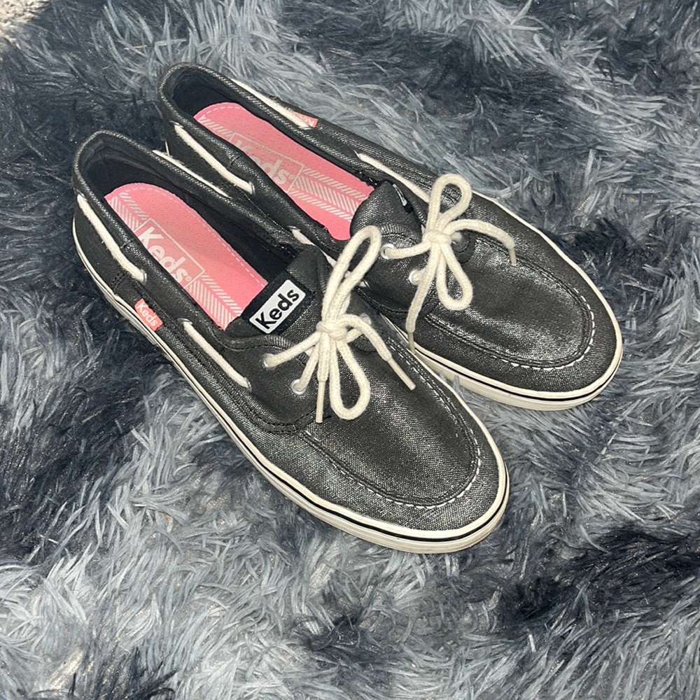 women’s keds